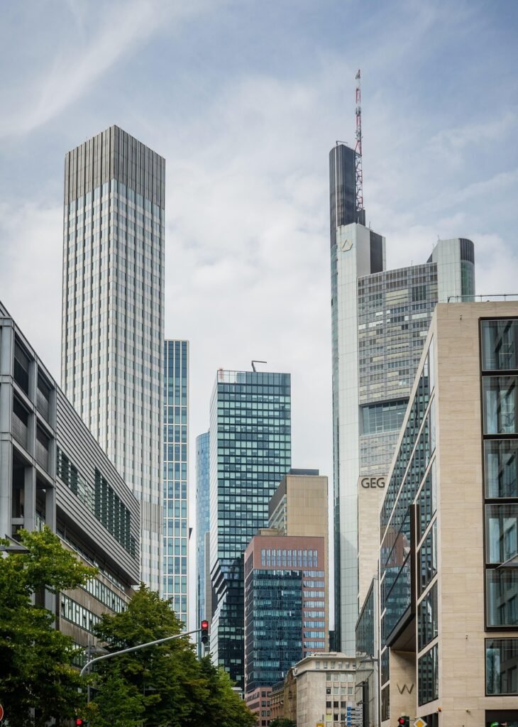 germany, city, skyscrapers, frankfurt, frankfurt am main, skyline, urban, europe, buildings, road, financial center, finance, city, city, city, city, city, frankfurt, finance, finance, finance, finance-7409782.jpg
